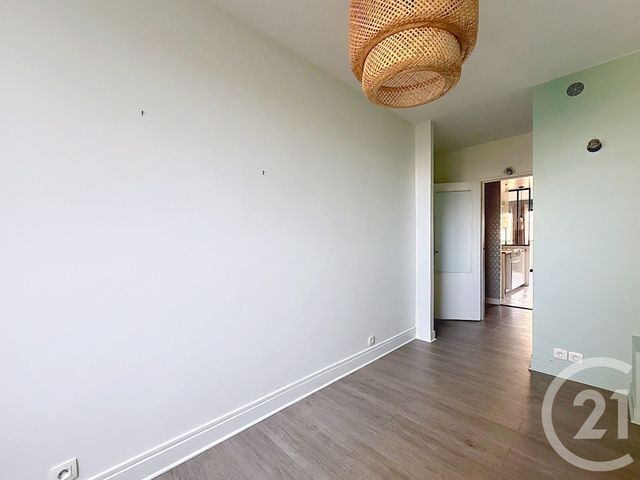 Appartement F3 à vendre - 3 pièces - 66.47 m2 - BOULOGNE BILLANCOURT - 92 - ILE-DE-FRANCE - Century 21 Agence Jaurès